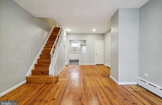 1547 S NEWKIRK Street Gallery 3