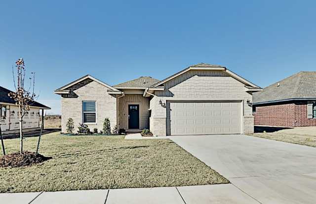 Very Nice 3 Bedroom 2 Bath Home in Yukon Schools photos photos