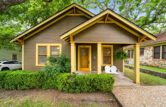 Located in the Heat of 78704 - 1611 Treadwell Street, Austin, TX 78704