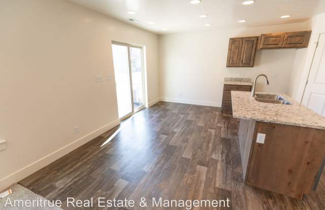 595 S 340 W Gallery 3