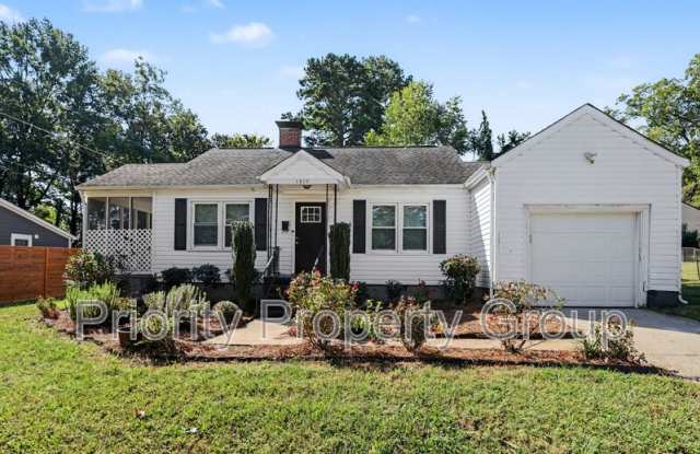 1317 Remount Road Gallery 1