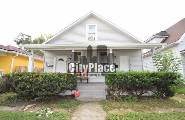 1319 W 27th St photos photos