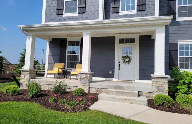 15108 Larchwood Drive Gallery 3