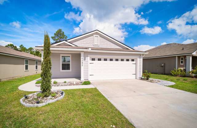 Spacious 4-Bedroom Home with Fenced Yard & Community Amenities – Available June 30th! photos photos