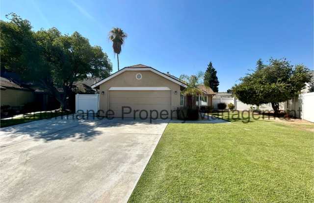 Spacious 4 Bed/3 Bath Home in Campus Park with RBP  Security Deposit Alternative Option photos photos