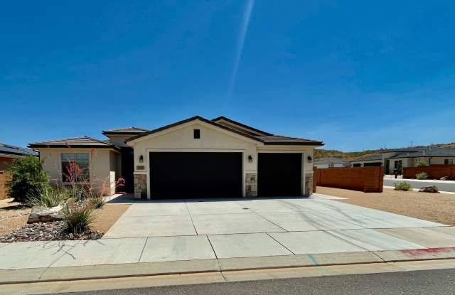 Beautiful Pet-Friendly Home in Hurricane photos photos