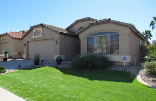 42547 W DESERT FAIRWAYS Drive - 42547 W Desert Fairways Dr, Maricopa, AZ 85138