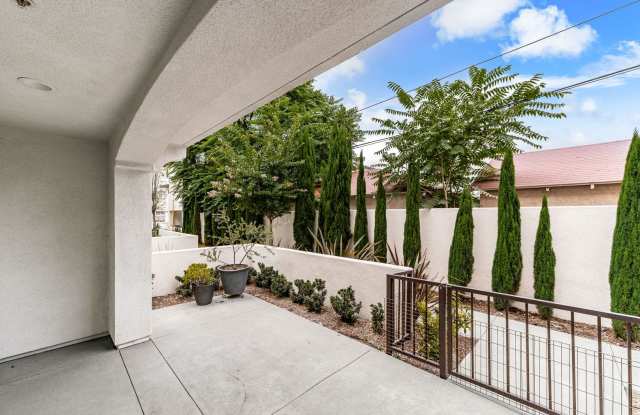 Beautiful Townhome Gallery 3