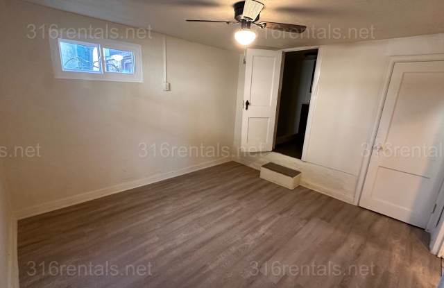 $625 - 1 nonconforming room / 1 bathroom - Apartment in the McCormick Neighborhood - 1118 West Dayton Avenue, Wichita, KS 67213