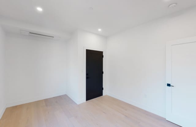 21 Buttonwood StreetUnit 3 Gallery 4