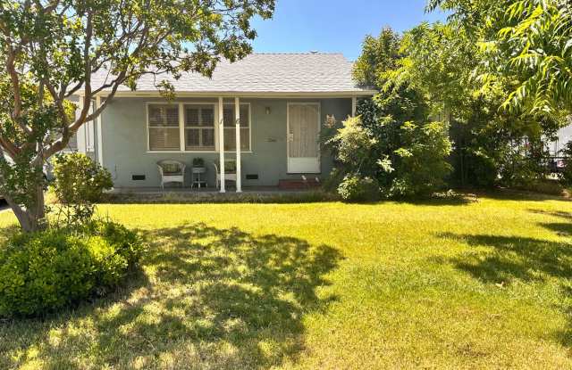Well Located 1 Story Home Near Colleges photos photos