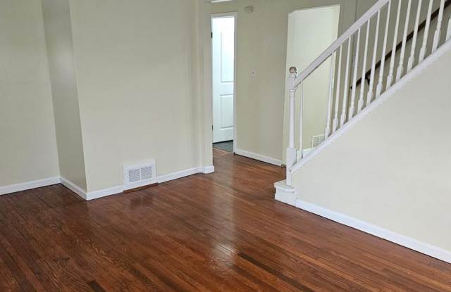 34290 Richard Street photos photos