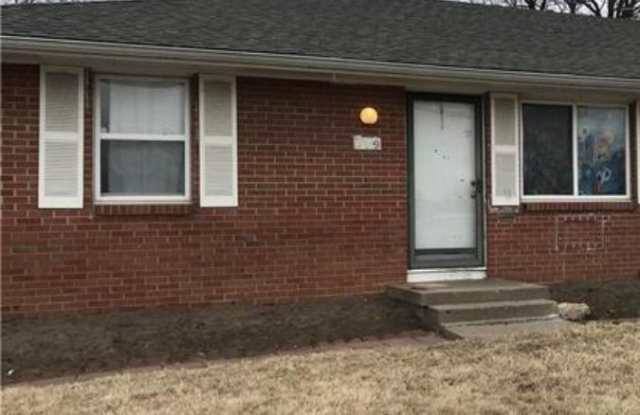 819 South Grant Street - 819 South Grant Street, Olathe, KS 66061