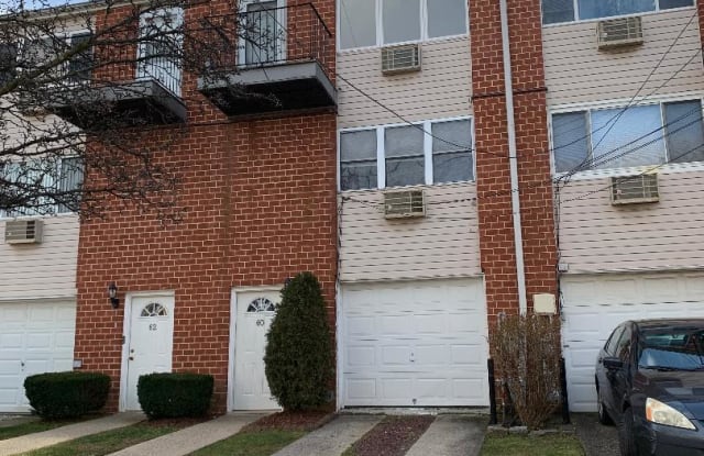 60 Francine Court - 60 Francine Court, Staten Island, NY 10306