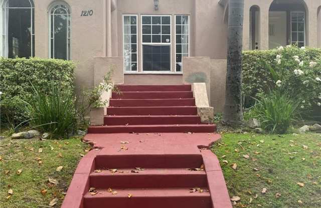 1212 S Citrus Avenue S photos photos
