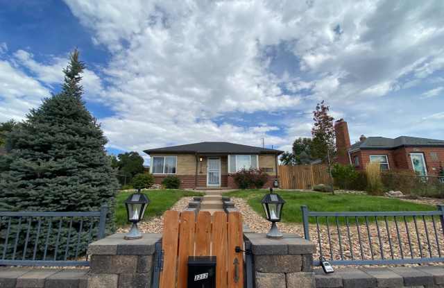 Beautiful Single-Family Home in Denver's Northeast Park Hill Neighborhood photos photos
