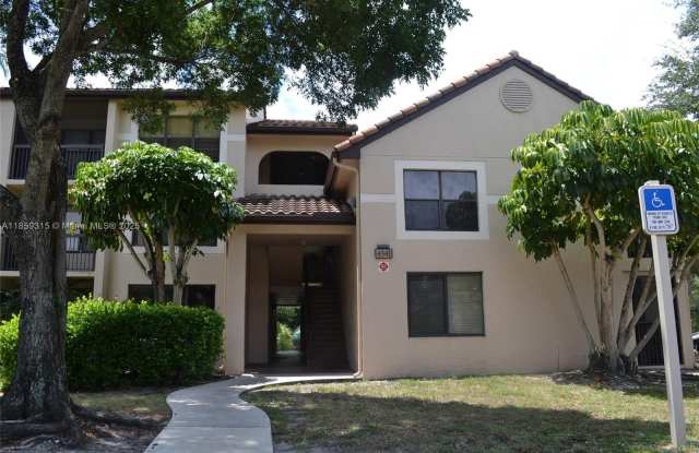 4541 W Mcnab Rd photos photos