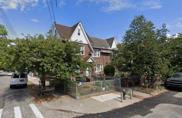 160-01 84th Road unit: 1St Floor photos photos