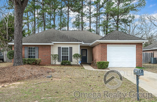 449 River Oaks Dr - 449 River Oaks Drive, Wetumpka, AL 36092