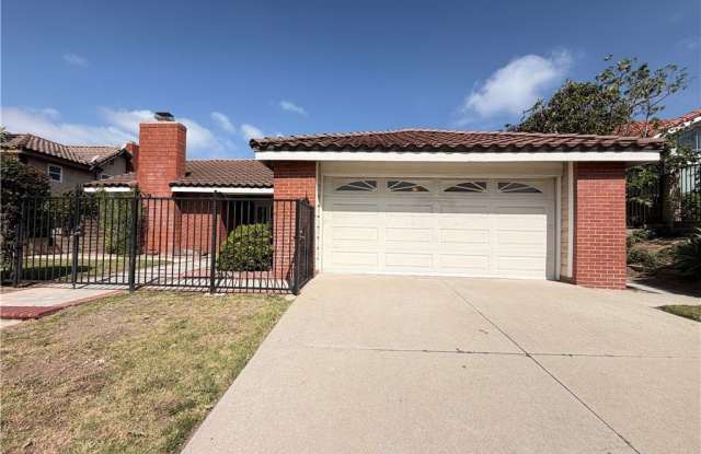 3259 Hawkwood photos photos