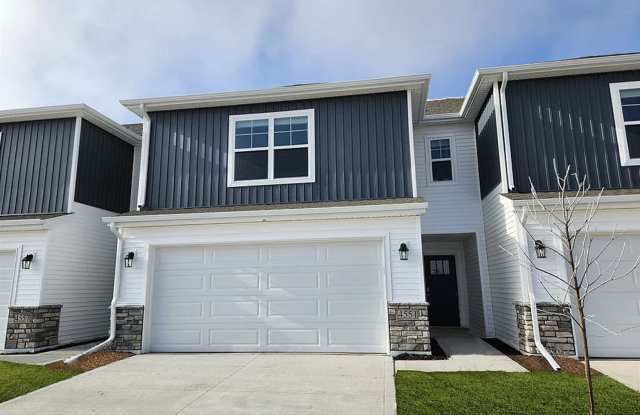 2569 Southeast Hawkins Avenue photos photos