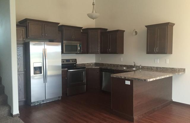 3 Bed 3 Bath Twin Home Gallery 1