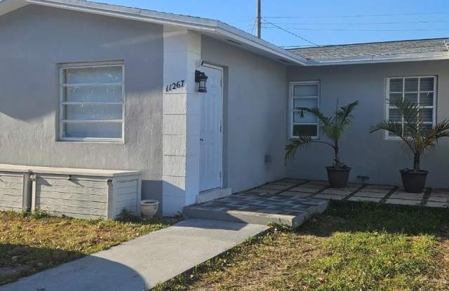 11267 SW 7th St photos photos