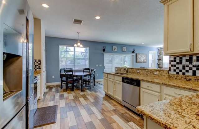 2839 W SHELTON AVENUE Gallery 3