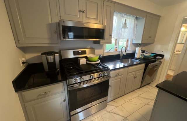 51 Bacon St. photos photos