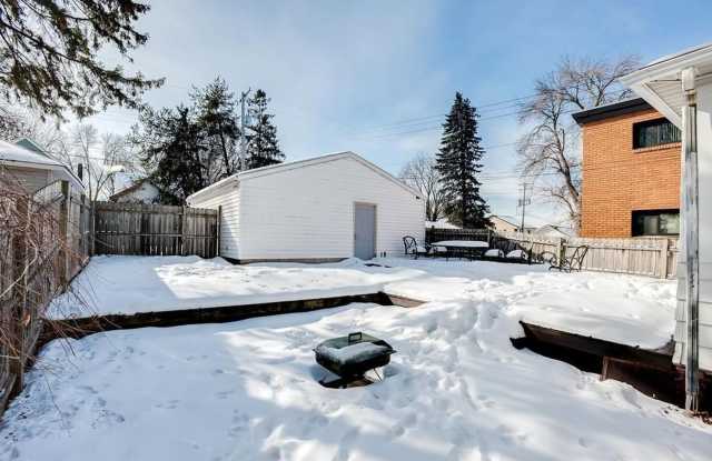 6 bedroom 2 bathroom available 06/01/2027 Gallery 1