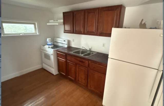 106 W Camden Ave photos photos