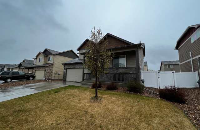 Spacious 4 Bed, 2 1/2 Bath House in Berthoud! photos photos