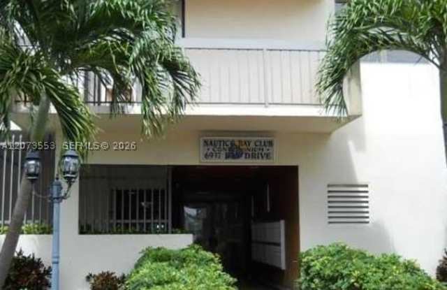 6937 Bay Dr Gallery 2