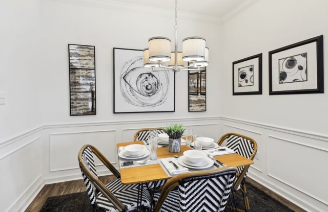 Forest Ridge Apartments Gallery 2