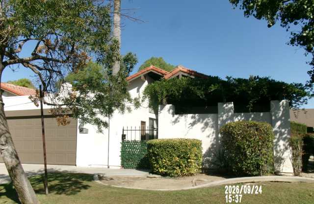 SOUTHWEST CONDO. MOVE IN SPECIAL!! $2375.00 MOVES YOU IN! Gallery 1
