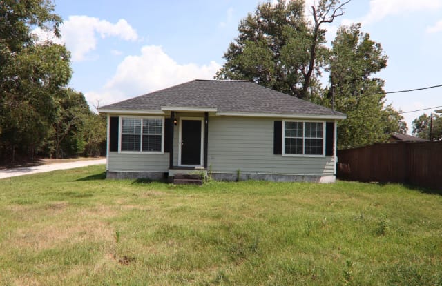 607 Dupont Drive - 607 Dupont Drive, Orange, TX 77630