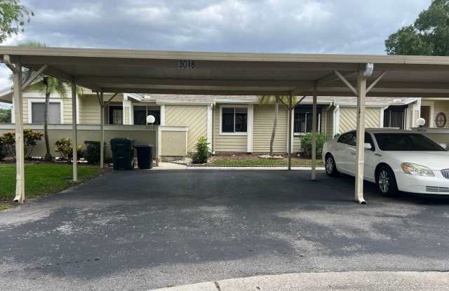 3bd/2ba, double carport; Heron Lakes Association photos photos