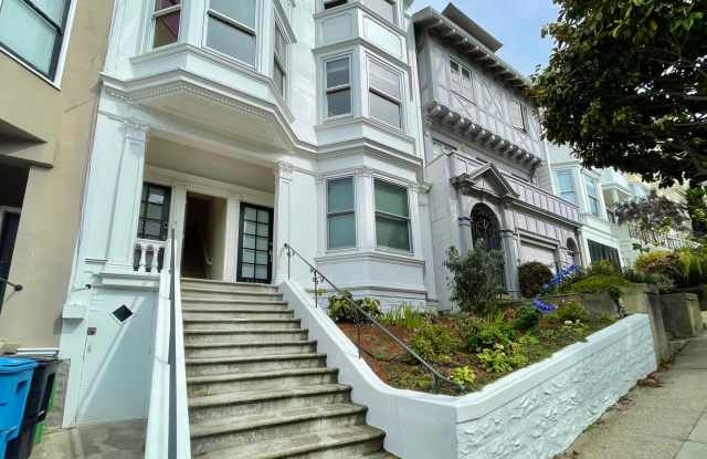 Ashbury Heights High Style! Newly Remodeled 3 BR/1BA Flat! Views!  PROGRESSIVE Gallery 3