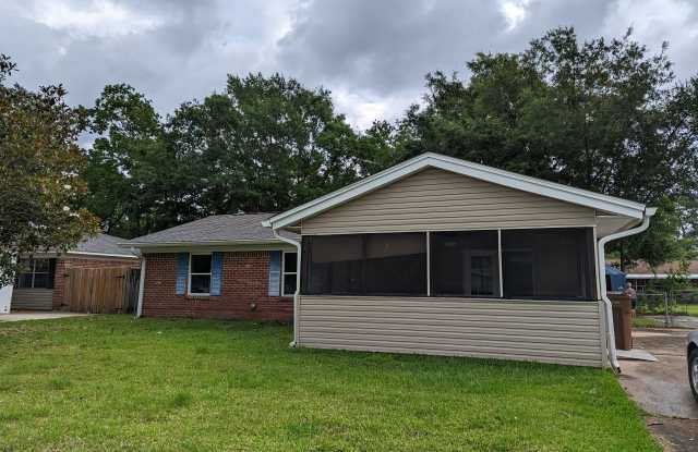 668 Orchard Dr photos photos