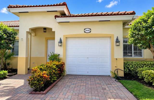 2405 WINDJAMMER Way Gallery 1