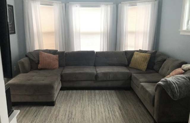 9 Bellevue Ave. photos photos