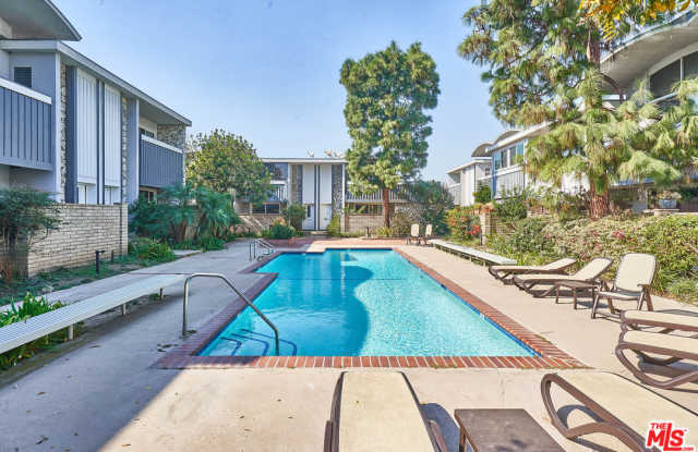 4804 LA VILLA MARINA - 4804 La Villa Marina, Los Angeles, CA 90292