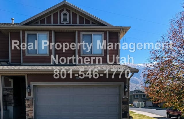 3130 N. Peregrine Way (1825 E) #95 - 3130 Peregrine Way, Layton, UT 84040