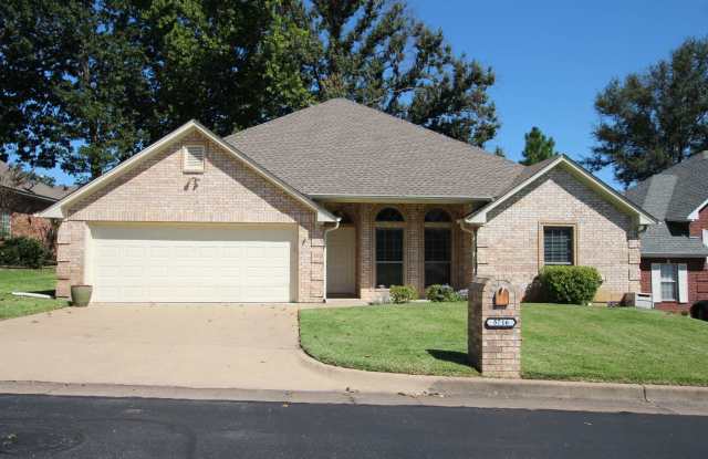 Coming Soon: 3 bedroom 2 bathroom home in Tyler! photos photos