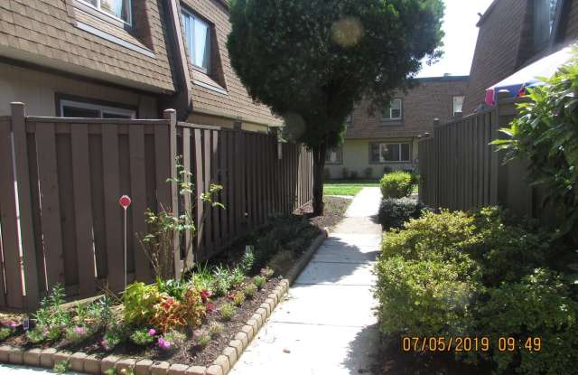 3888 Mariposa Place Gallery 2