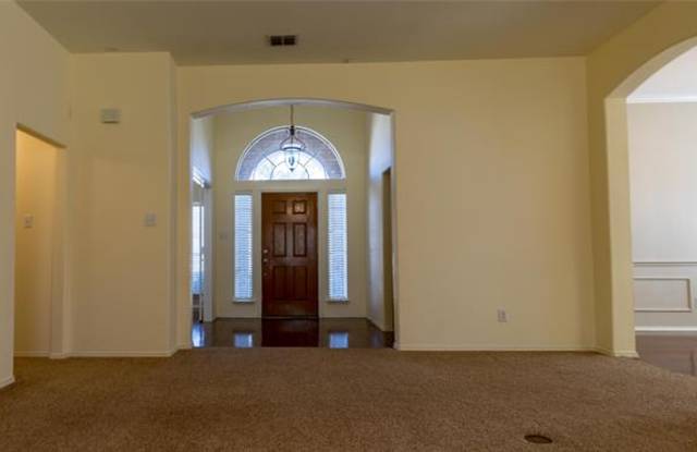 5109 Timber Park Drive Gallery 3