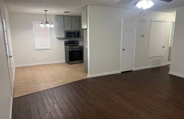 3 Bedroom and 1.5 Bathroom House Gallery 1