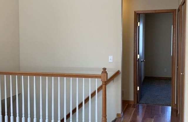 4964 Brant Road Gallery 3