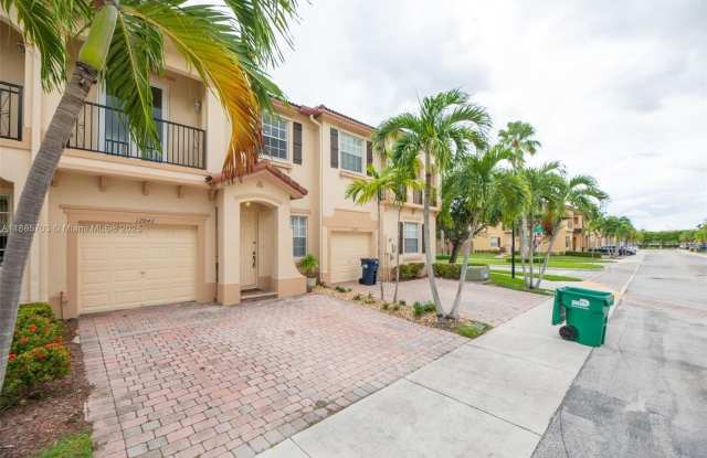 12842 SW 135th St photos photos