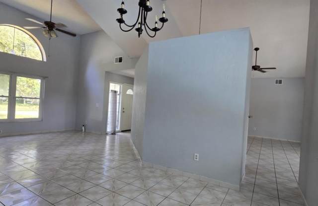 616 NEW MEXICO WOODS Court Gallery 3